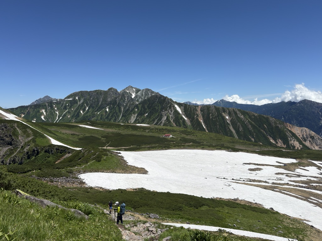 五色ヶ原 小屋はもうすぐ!(鳶山〜五色ヶ原の間で撮影)