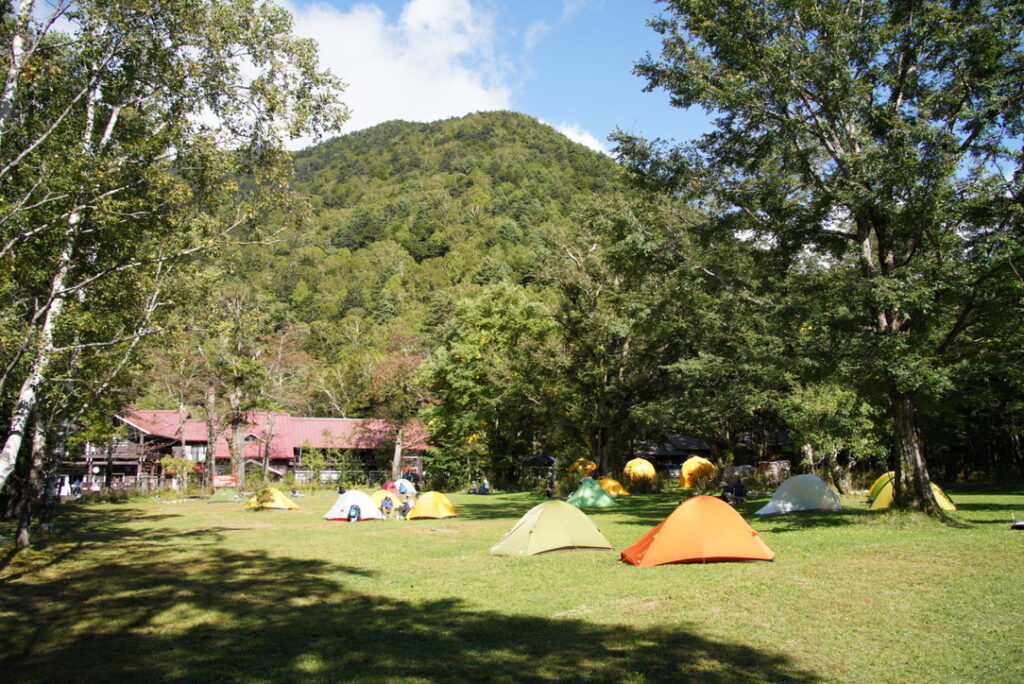徳沢キャンプ場　広くて快適！いつかは泊まりたい☺️（徳沢キャンプ場で撮影）