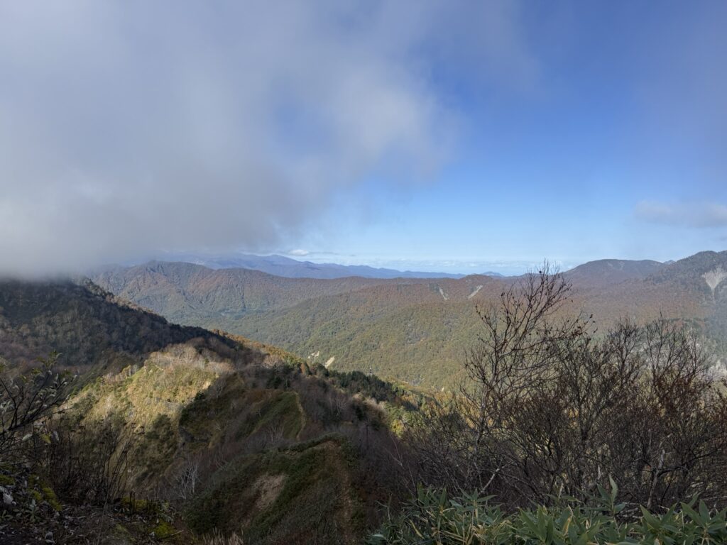 青空が素晴らしい☀️(八方睨で撮影)