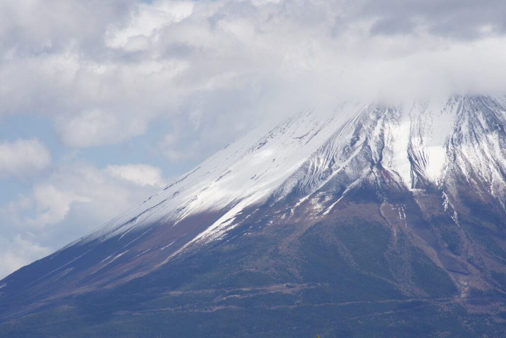 富士山のどアップ(毛無山山頂で撮影)