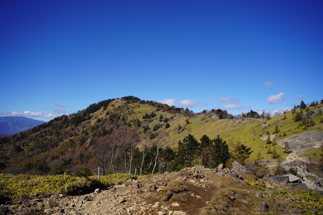 大菩薩峠から見る山の稜線
