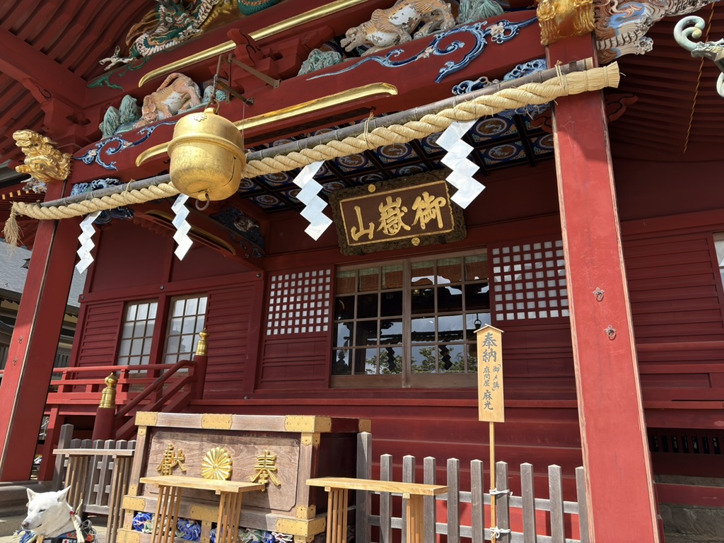 武蔵御嶽神社の拝殿（武蔵御嶽神社で撮影）