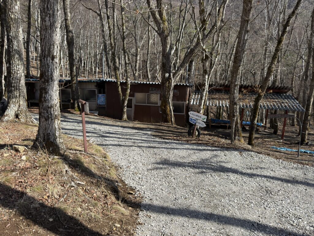 すずらん園地の中まで戻りました(すずらん園地で撮影)