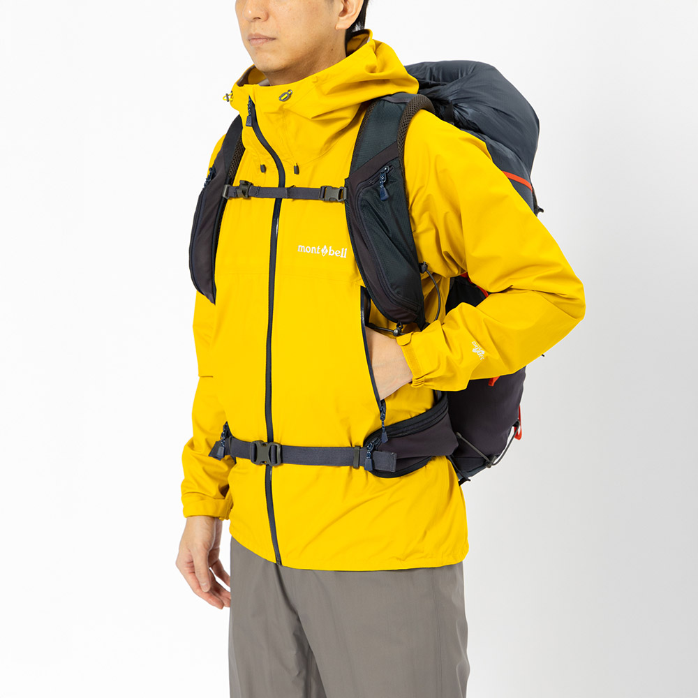 モンベル　ストームクルーザージャケット(出典:モンベル公式HP)