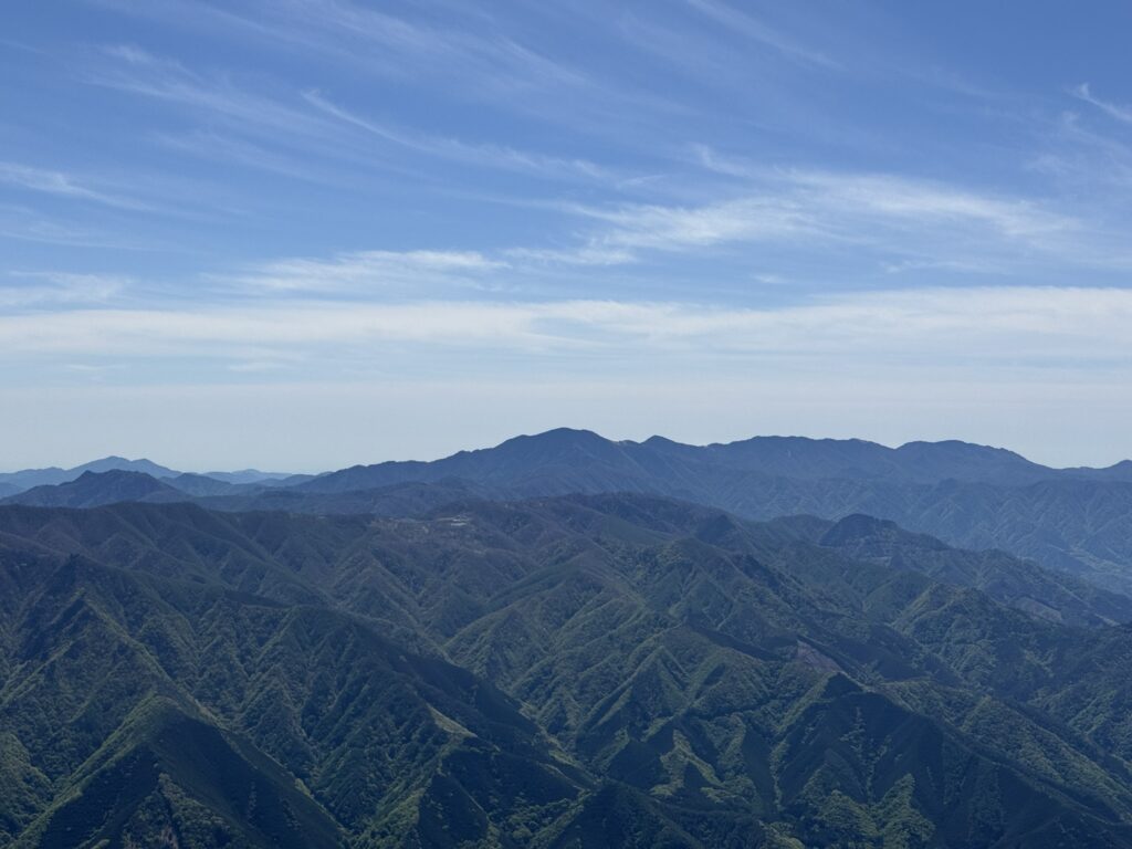 大菩薩嶺⛰️（乾徳山山頂で撮影）