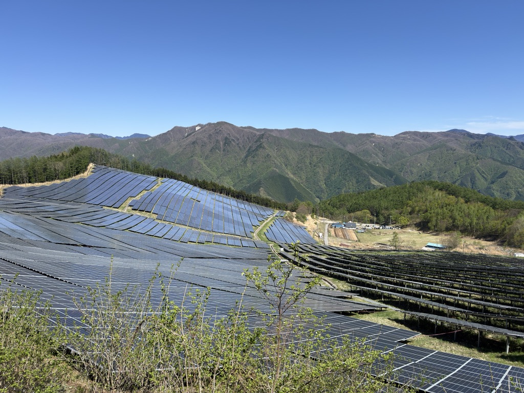 大平牧場のメガソーラー☀️（大平牧場で撮影）