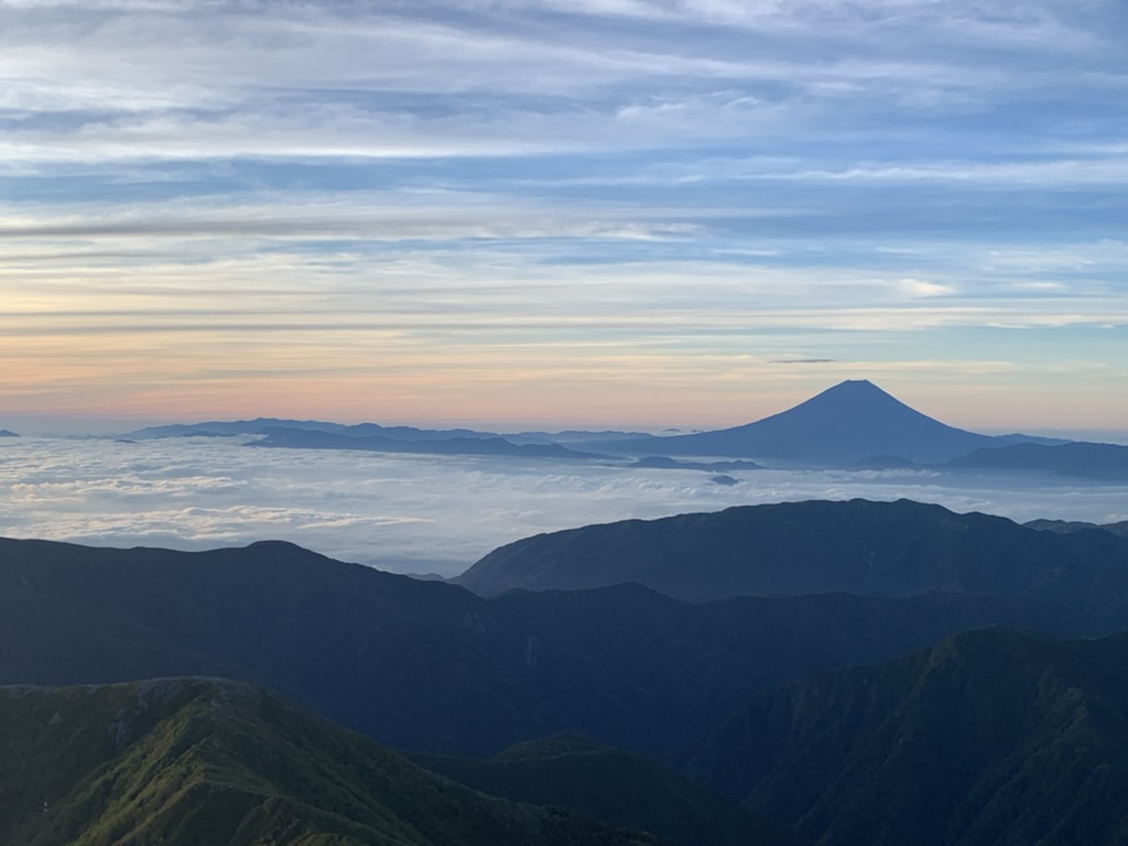 富士山と雲海（北岳から撮影）