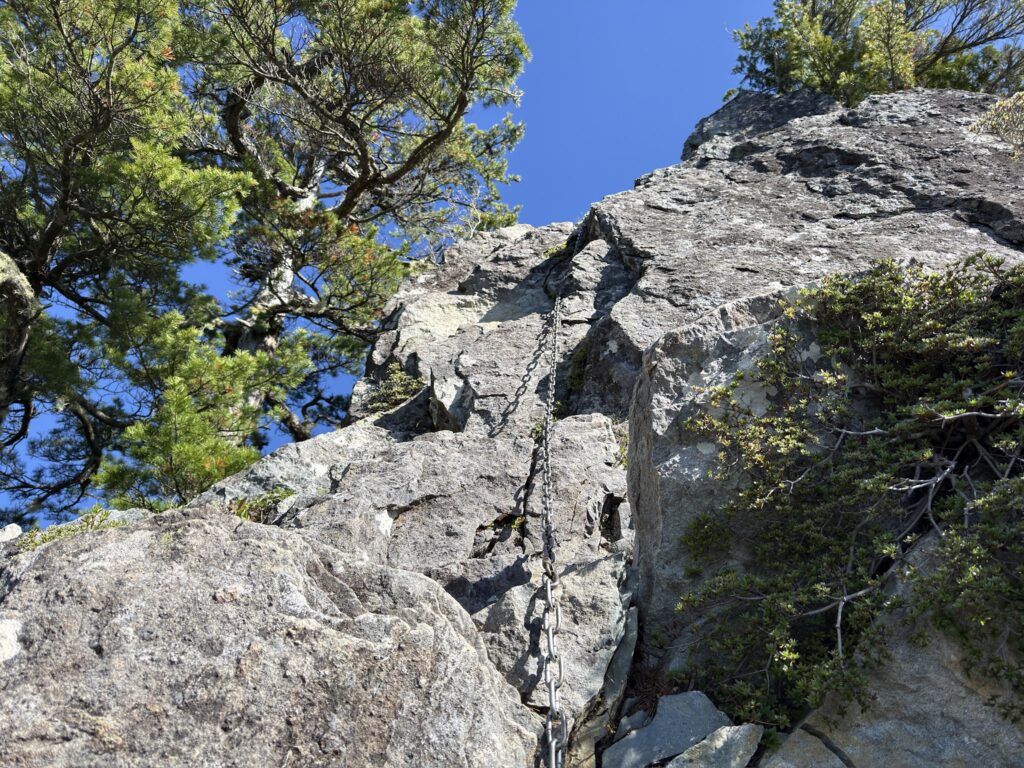 大きい！第一岩峰（第一岩峰で撮影）