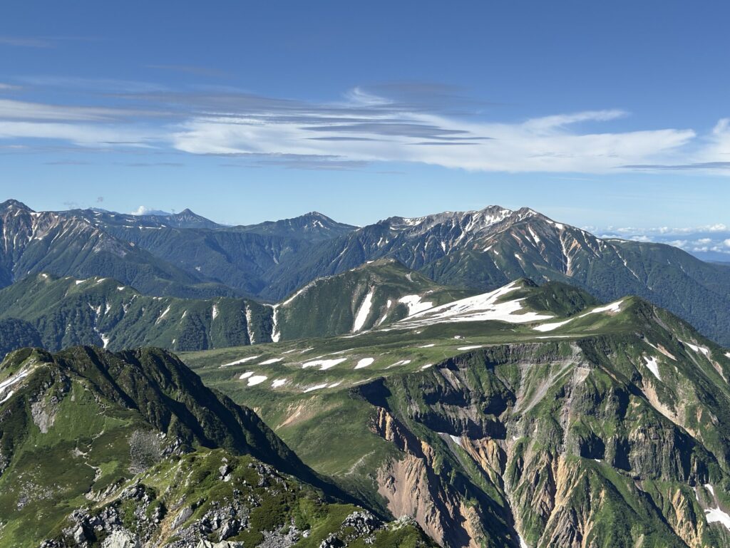 立山展望台から見る五色ヶ原　圧巻の光景⛰️