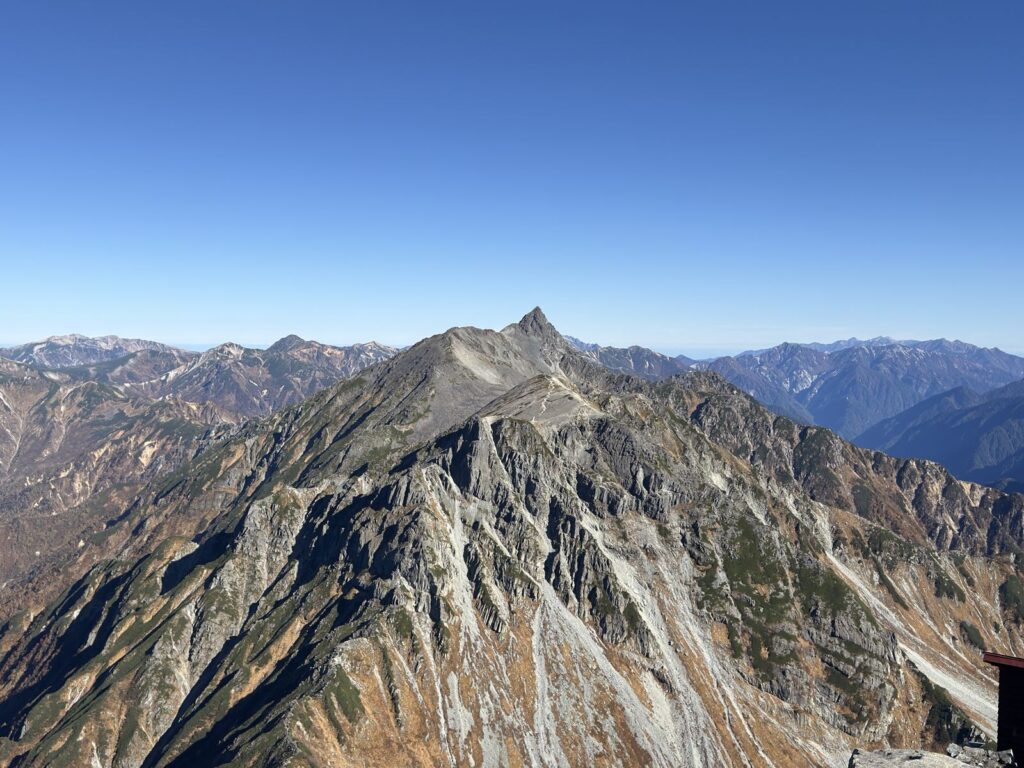 北穂高岳から見た槍ヶ岳